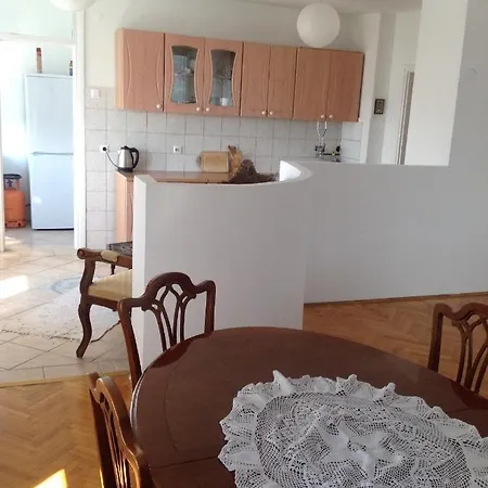 Apartman Lovely Two Bedroom In Marin Dvor Sarajevo